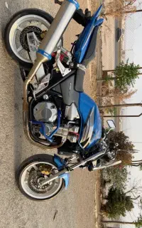 سی بی ۱۳۰۰ccمدل۲۰۰۵cb