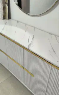 آینه و کنسول