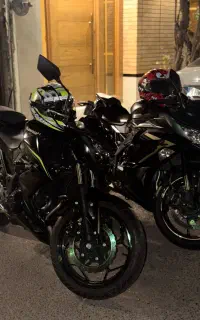 کاوازاکی z300