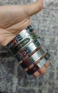 دستبند مذهبی