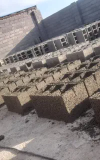 کارگر بلوک زنی