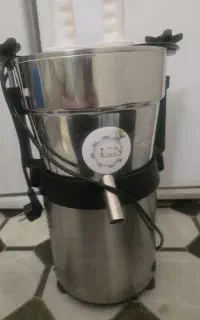 آبمیوه گیری صعنتی