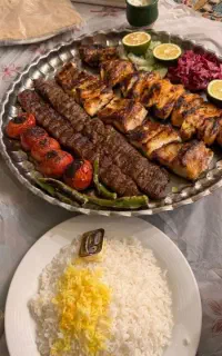 جذب نیروی رستوران(آشپز.کمک آشپز.سالندار)