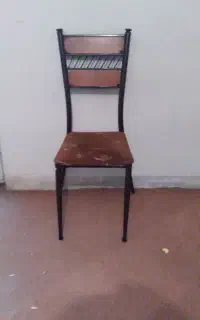 صندلی فلزی