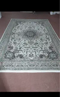 فرش ۷۰۰ شانه