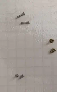 پرچ با اندازه مختلف