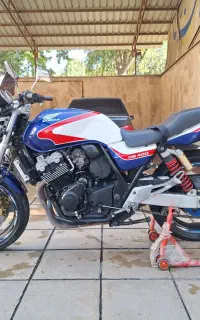 cb 400 هایپر