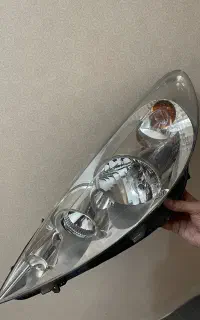 چراغ جلو پژو ۲۰۷