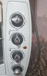 توستر