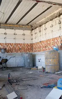 شاگرد کاشی کار