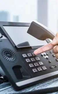 نصب و راه‌اندازی تلفن (VoIP) حرفه‌ای کسب‌وکار شما