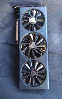 فروش گرافیک بسیار قدرتمند RX5700 XT سه فن 8Gb