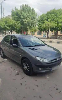 ۲۰۶ مدل ۸۳