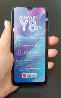 گوشی Y8p