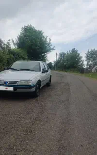 پژو ۴۰۵ مدل ۹۰