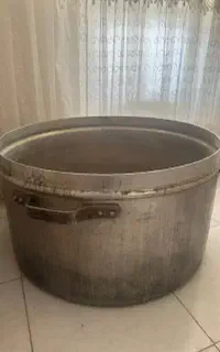 قابلمه دیگ بزرگ