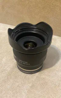 لنز ۲۰ میلیمتر