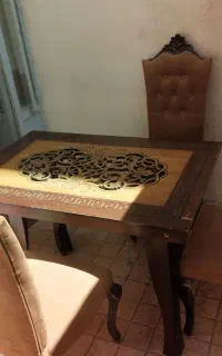 میزغذاخوری ۴ نفره