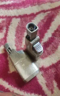 با سلام دو عدد فندک