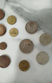 تعدادی سکه قدیمی