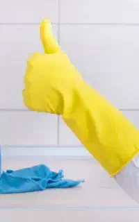 نظافت منزل توسط اقا