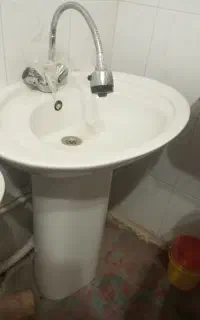 دو عدد روشویی کارکرده
