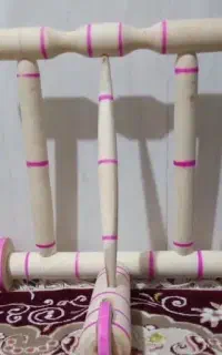 واکر چوبی چرخ دار کودک