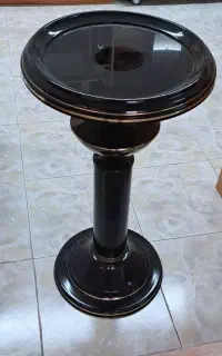 چراغ مطالعه و مداد تراش