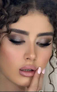 تخفیف میکاپ شینیون رنگ لایت کاشت ناخن