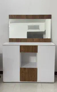 آیینه و کنسول