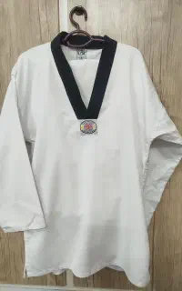 لباس تکواندو سایز ۳و کمربند زرد