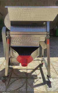 دستگاه آبگیری گوجه و انگور