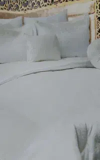 رو تختی مخمل