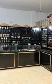 ویترین مغازه هایگلاس