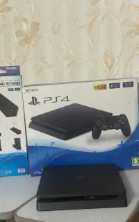 PS4 slim 1tb