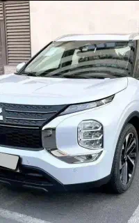 میتسوبیشی اوتلندر ۲۰۲۳