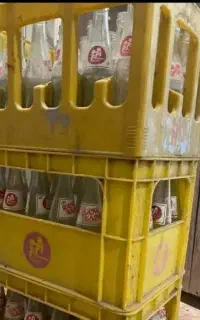 سه جعبه نوشابه