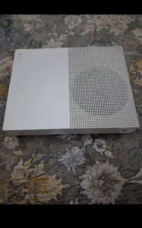 ایکس باکس وان s در حد آکبند ۲ دسته