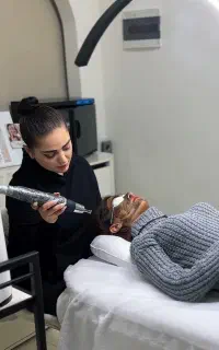 لیزر (ریمو) تتو کربن تراپی