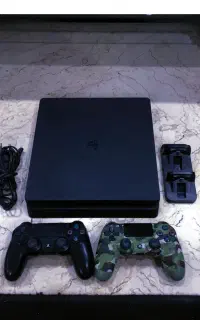 پلی استیشن 4 اسلیم کپی خور دوتا دسته ps4+پایه شارژ
