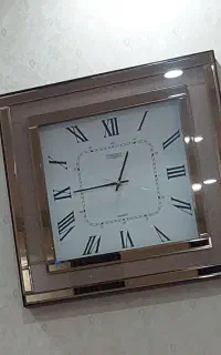 ساعت دیواری شاین دار