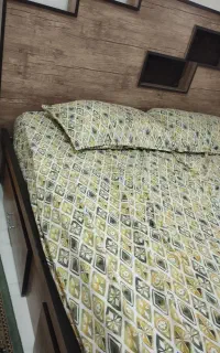 تخت دو نفره