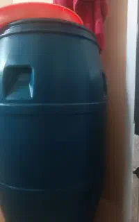 بشکه اب