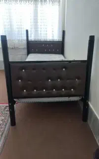 تخت تک نفره