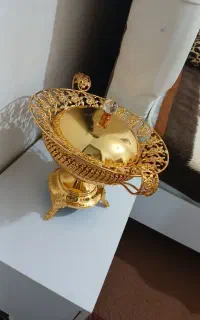 ظرف دکوری طلایی