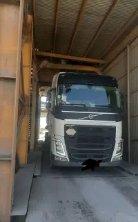 راننده پایه یکم هستم مدارک کامل و فعال