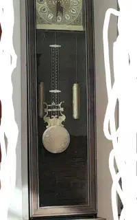 ساعت ایستاده بفروش میرسد.1۲۰۰میلیون ودویست