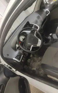 پژو ۲۰۷ پانا مدل ۴۰۳