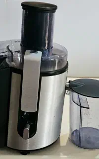 آبمیوهگیری حرفهای فیلیپس- HR1861-700W