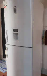 یخچال فریزر الکترو استیل